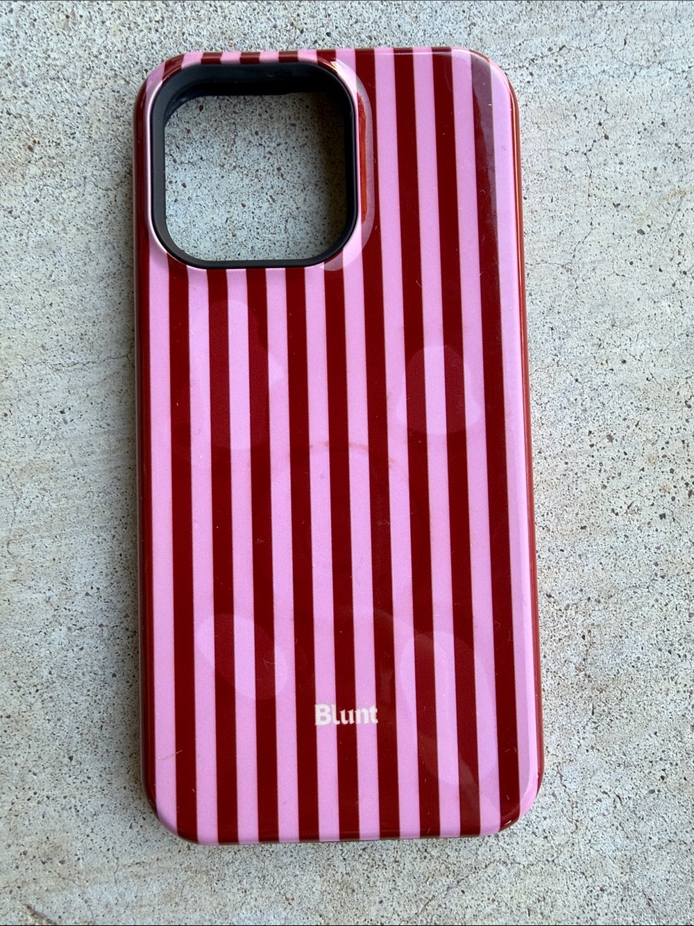 Blunt iPhone 15 Pro Max Case Set - Picture 8 of 13